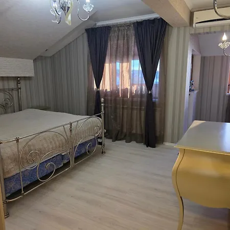 Boutique With Jacuzzi 플레벤
