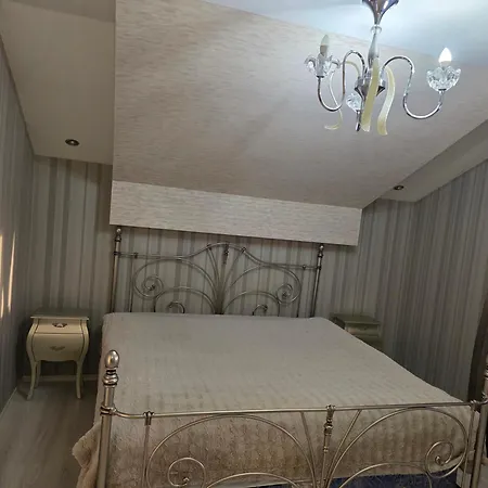 Boutique With Jacuzzi