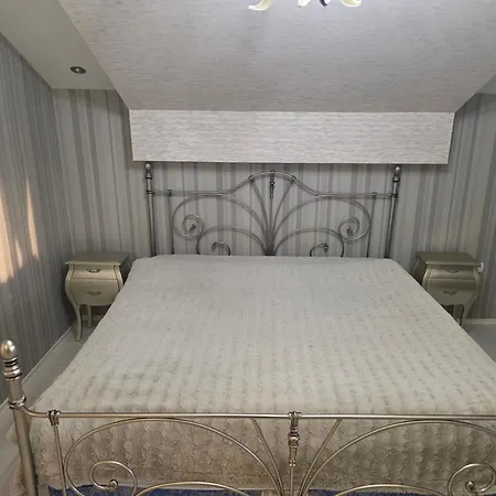 아파트 Boutique With Jacuzzi